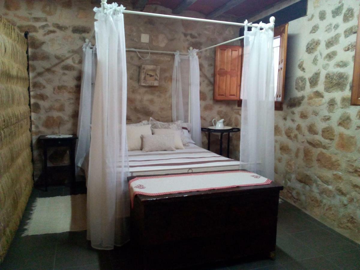 Casa De Vacances La Vella Era Arnés Екстериор снимка